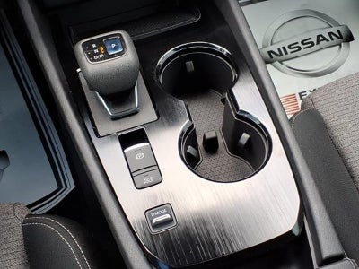 2022 Nissan Rogue SV FWD