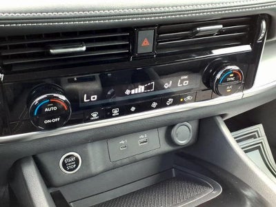 2022 Nissan Rogue SV FWD