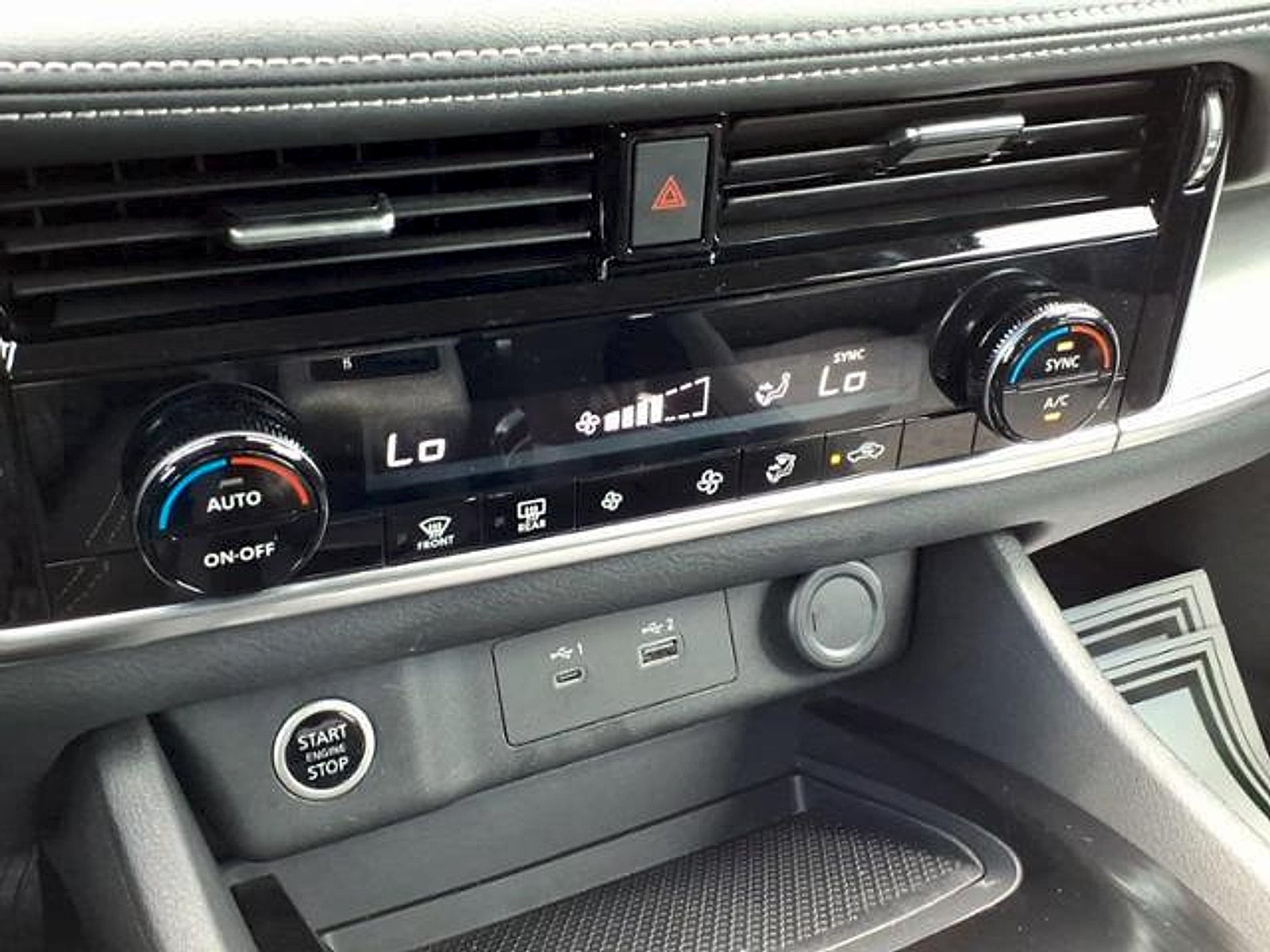 2022 Nissan Rogue SV FWD