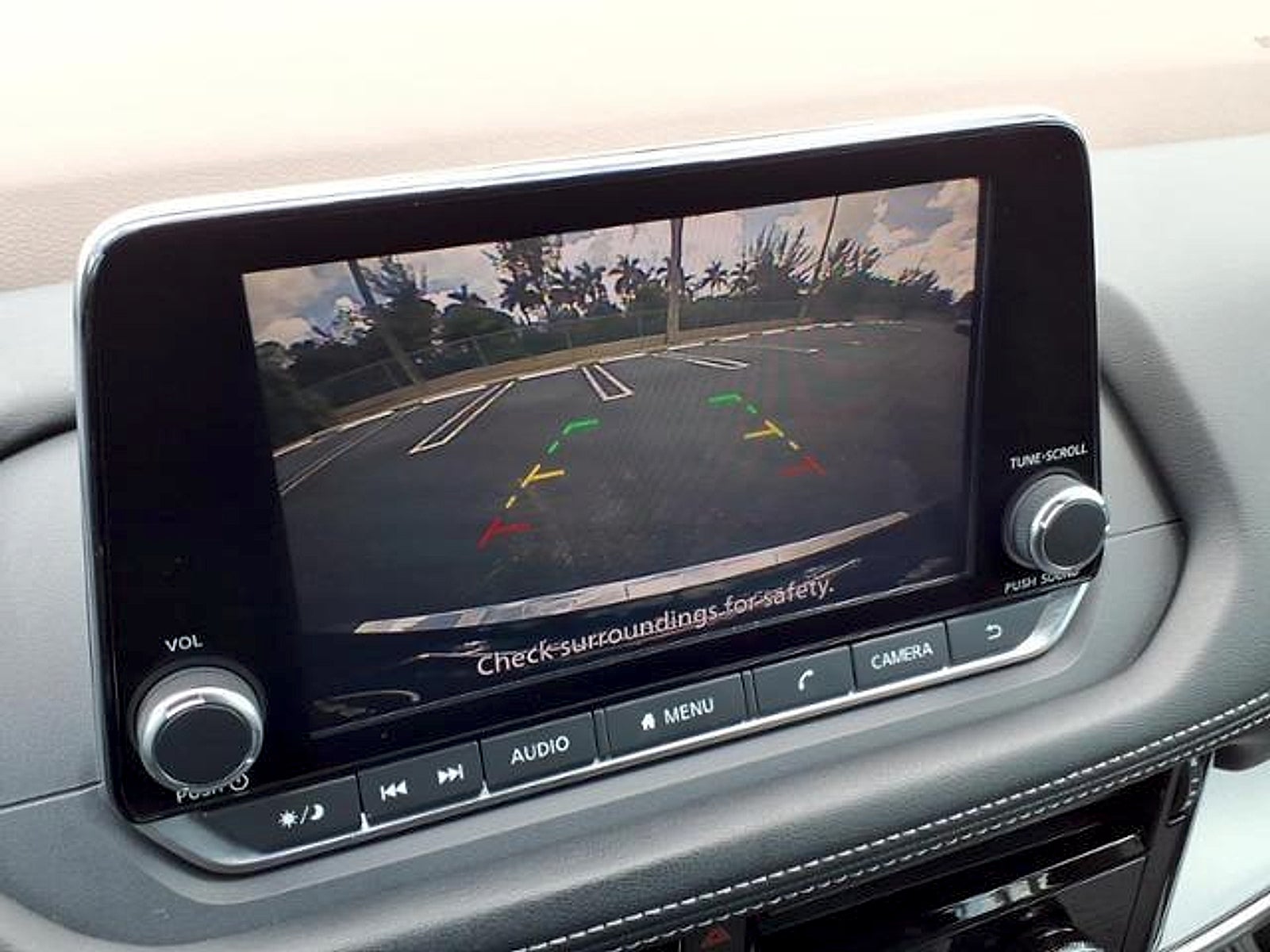 2022 Nissan Rogue SV FWD