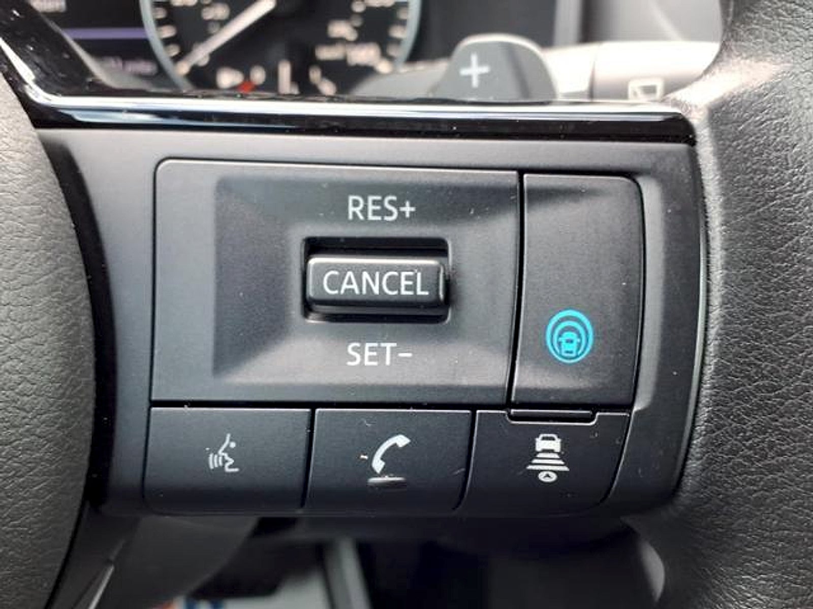 2022 Nissan Rogue SV FWD