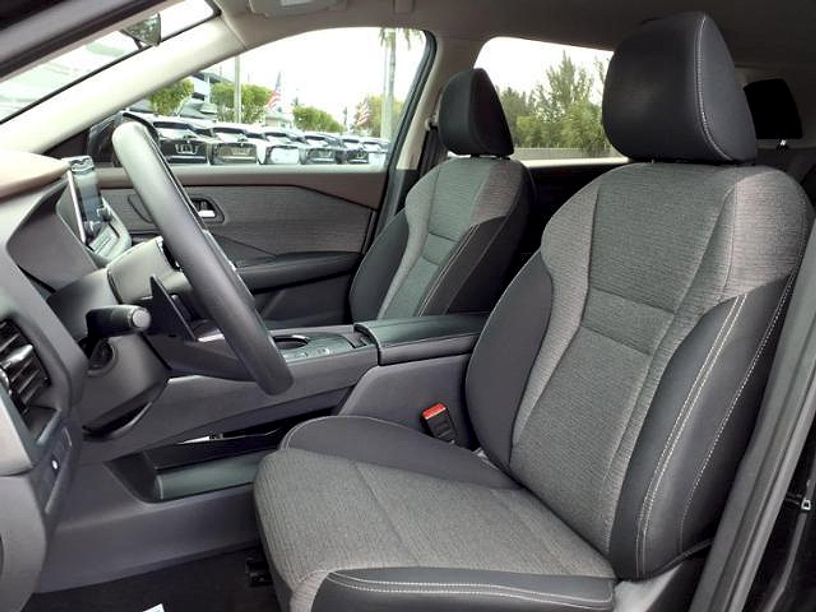 2022 Nissan Rogue SV FWD