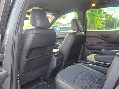 2024 Nissan Pathfinder Rock Creek