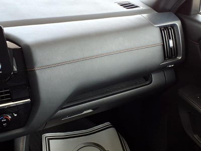 2023 Nissan Pathfinder SV