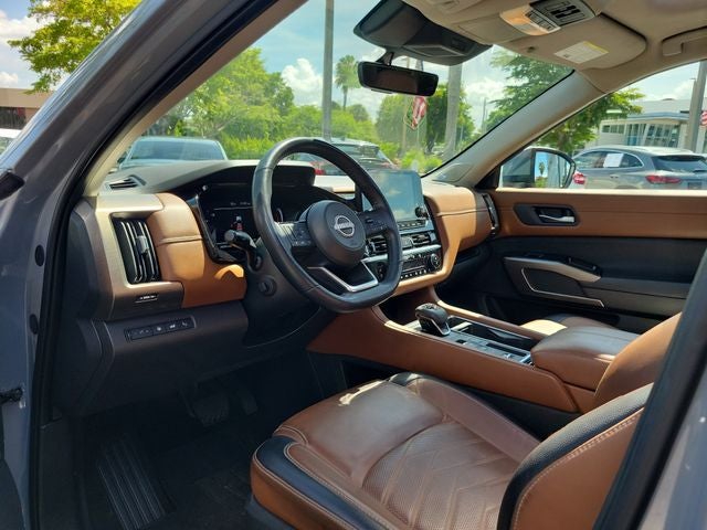 2024 Nissan Pathfinder Platinum
