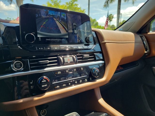 2024 Nissan Pathfinder Platinum