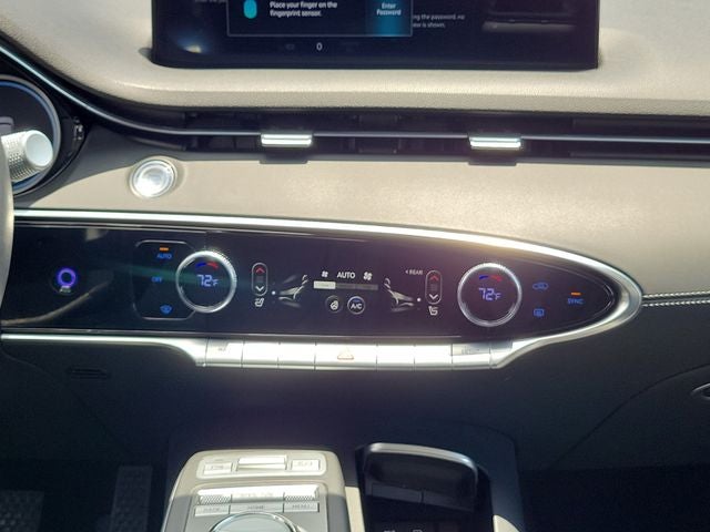 2024 Genesis GV70 2.5T