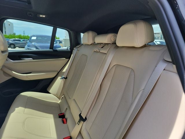 2022 BMW X4 xDrive30i