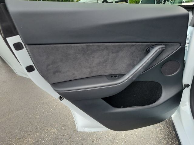 2025 Tesla Model Y Long Range