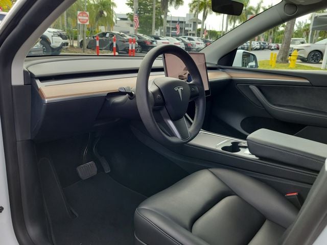 2025 Tesla Model Y Long Range