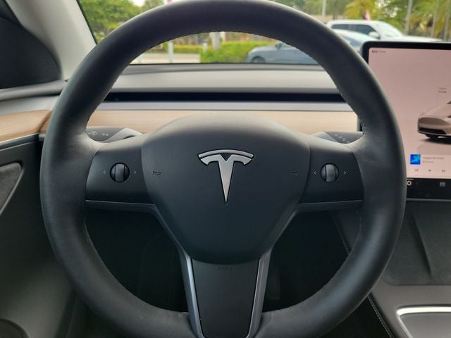 2025 Tesla Model Y Long Range