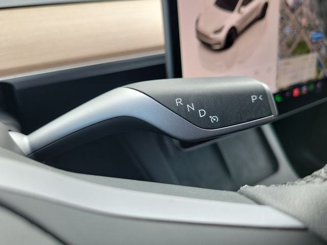 2025 Tesla Model Y Long Range