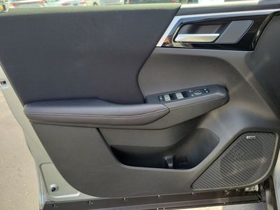 2026 Mitsubishi Outlander ES