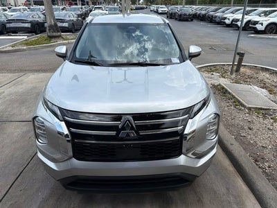 2026 Mitsubishi Outlander ES