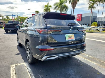 2026 Mitsubishi Outlander SE