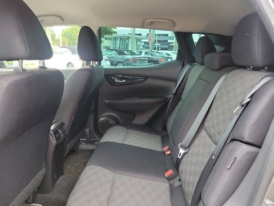 2022 Nissan Rogue Sport SV