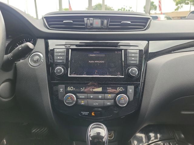 2022 Nissan Rogue Sport SV