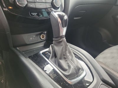 2022 Nissan Rogue Sport SV