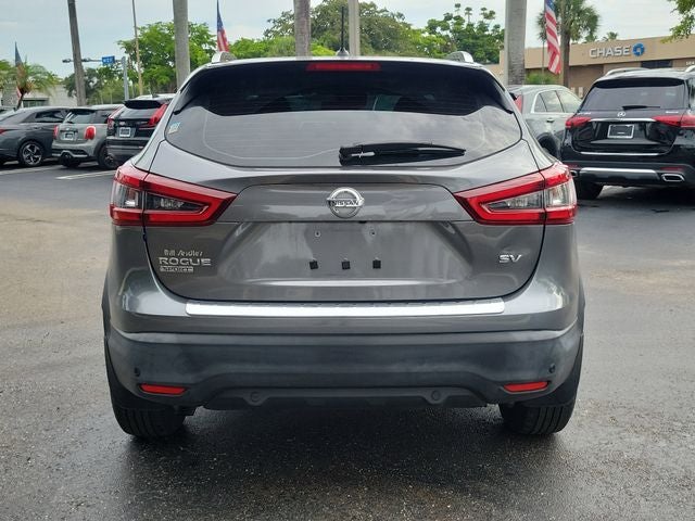 2022 Nissan Rogue Sport SV