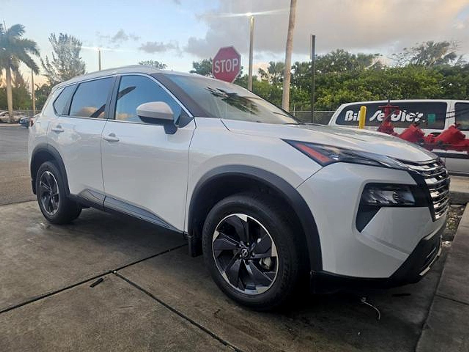 2025 Nissan Rogue SV FWD