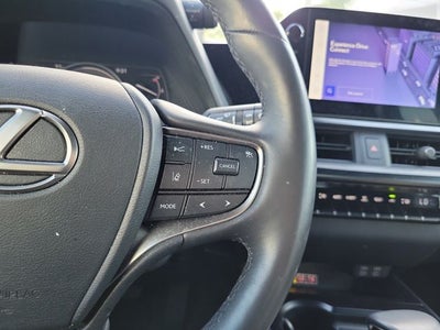 2023 Lexus UX 250h Premium