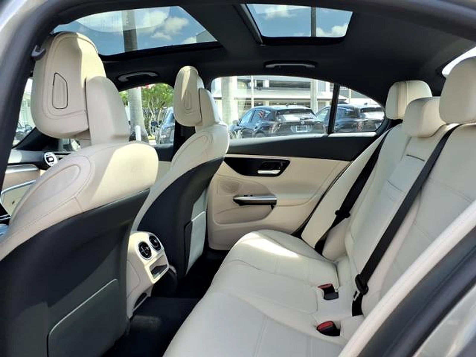 2023 Mercedes-Benz C-Class C 300