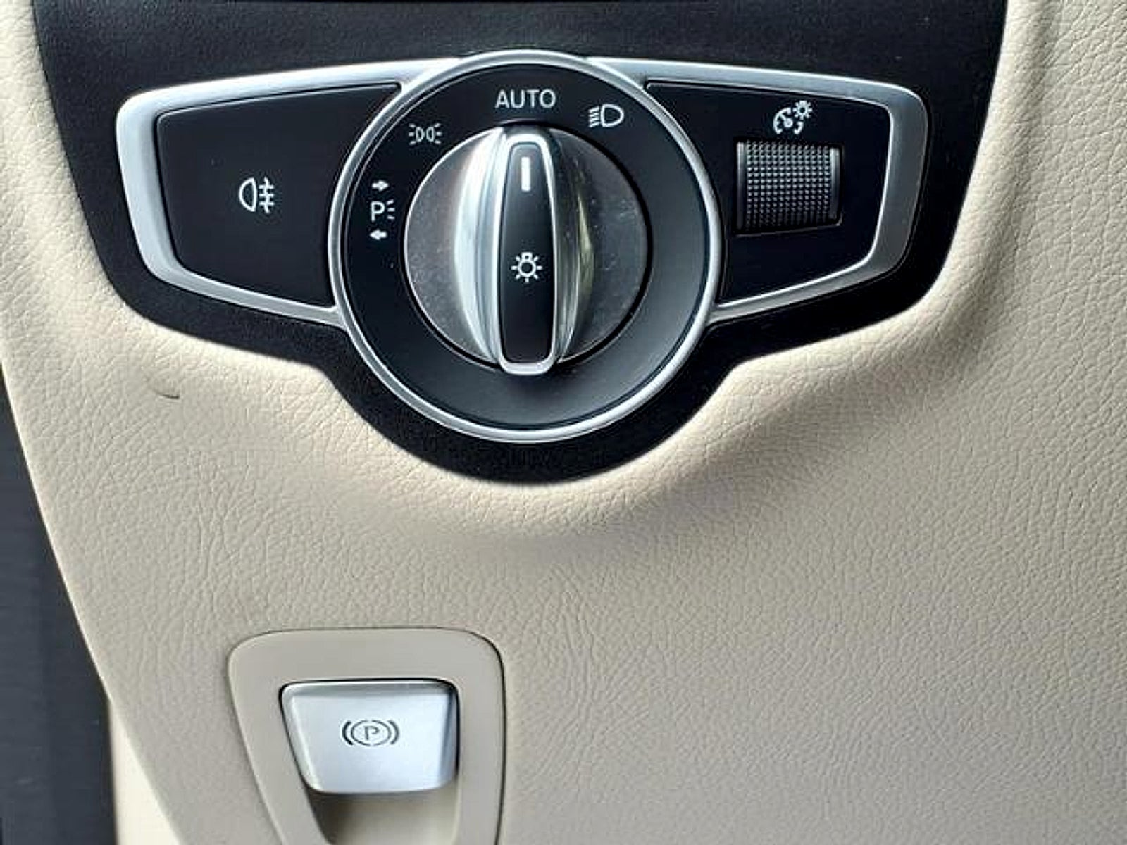 2021 Mercedes-Benz GLC GLC 300