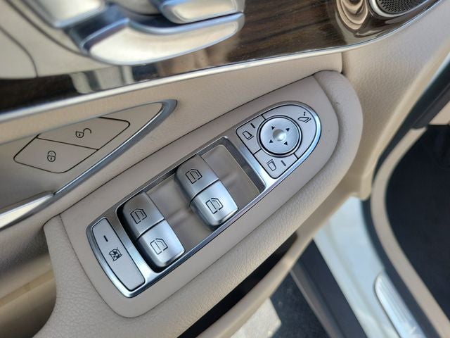 2021 Mercedes-Benz GLC GLC 300