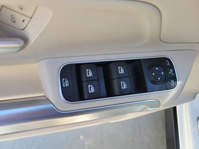 2023 Mercedes-Benz GLB GLB 250