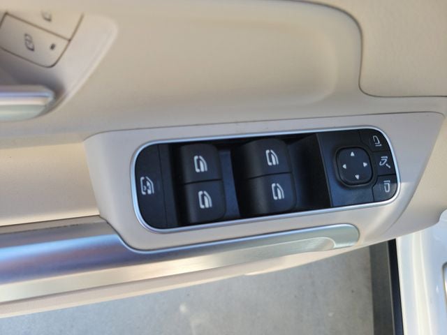 2023 Mercedes-Benz GLB GLB 250