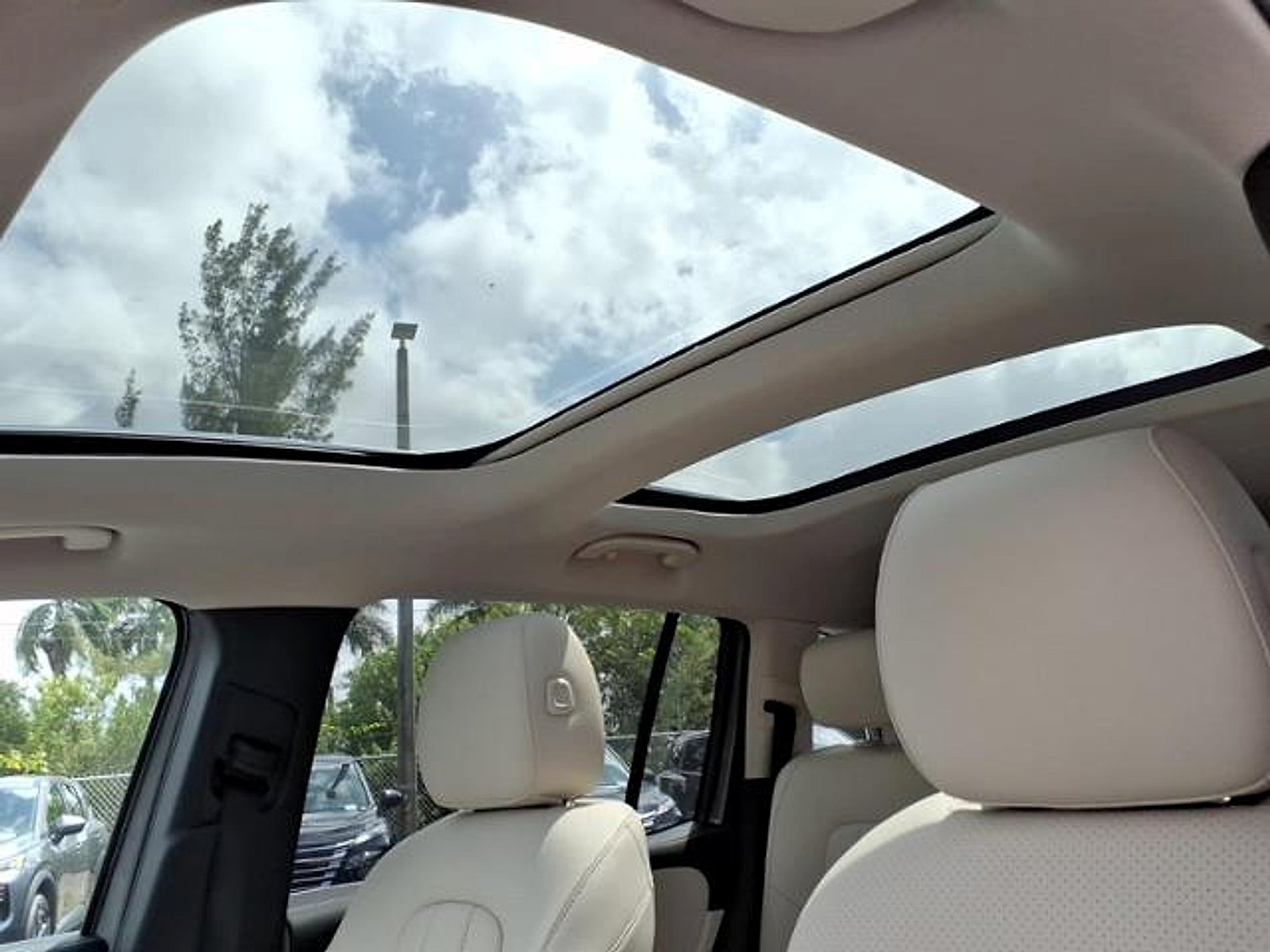 2021 Mercedes-Benz GLB 250