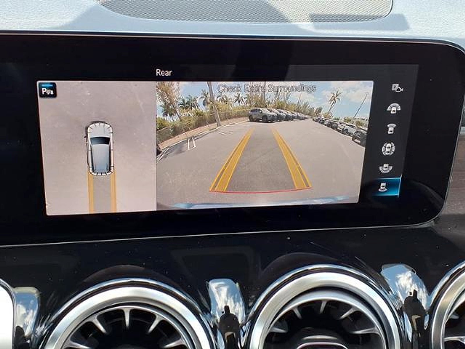 2022 Mercedes-Benz GLB 250 Base