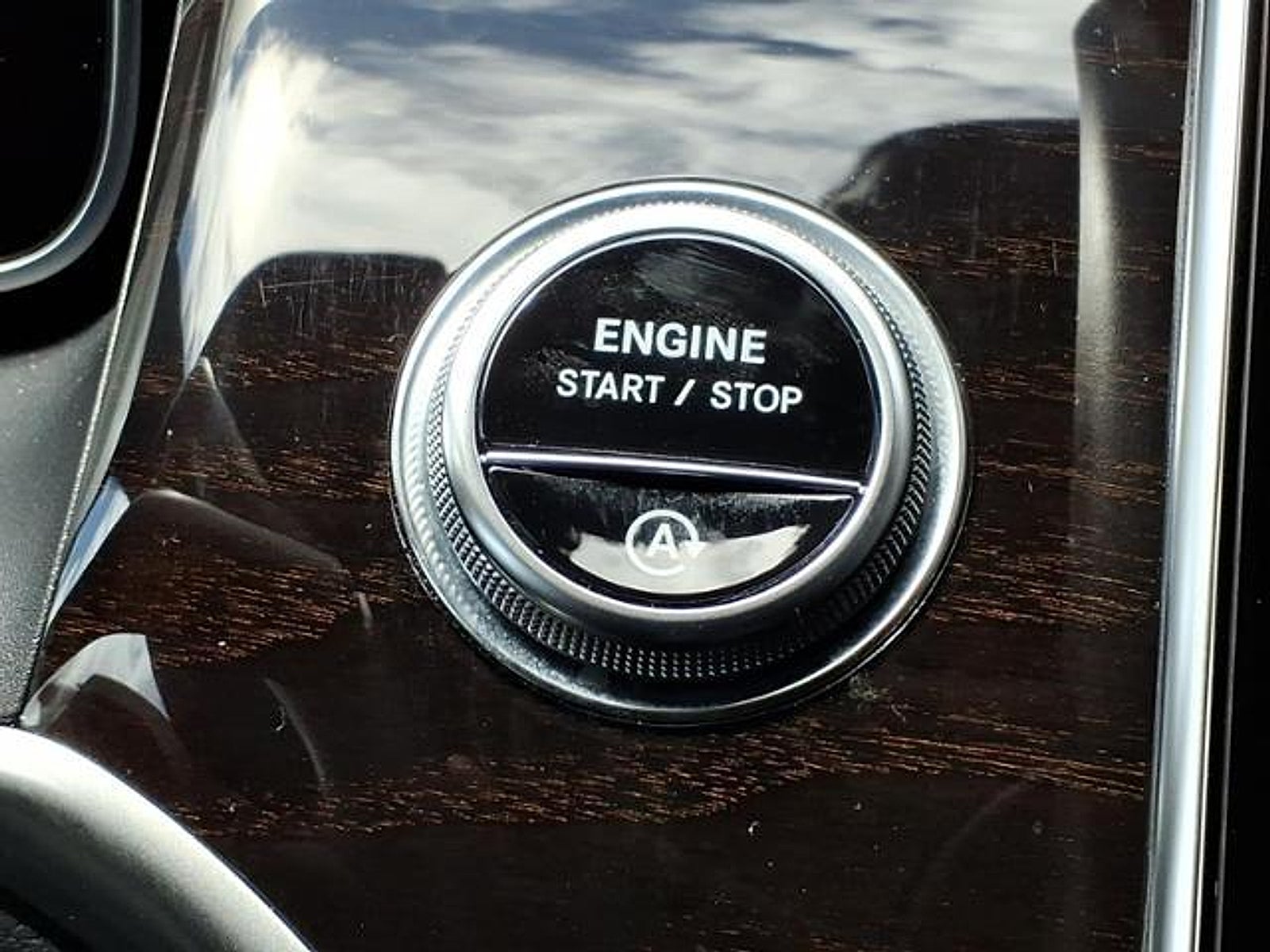 2023 Mercedes-Benz GLC 300