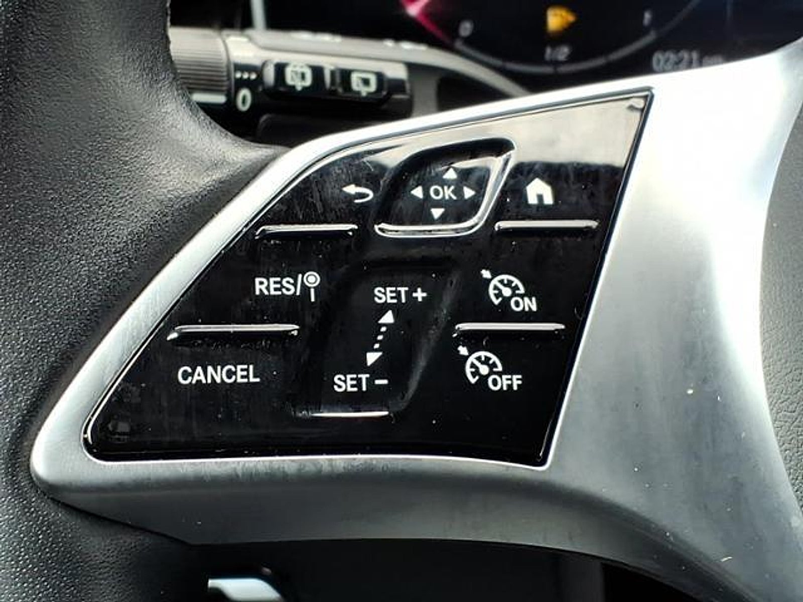 2023 Mercedes-Benz GLC 300