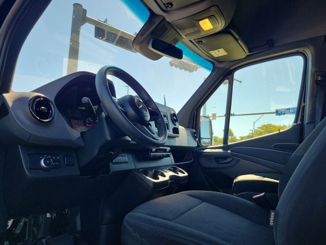 2023 Mercedes-Benz Sprinter 2500 Passenger 144 WB