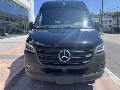 2023 Mercedes-Benz Sprinter 2500 Passenger 144 WB