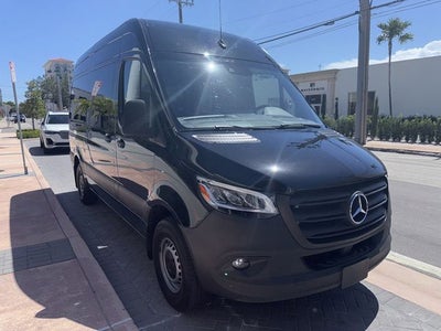 2023 Mercedes-Benz Sprinter 2500 Passenger 144 WB