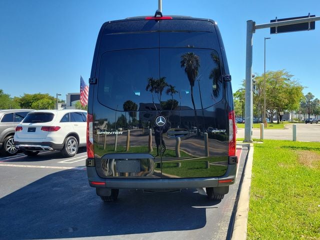 2023 Mercedes-Benz Sprinter 2500 Passenger 144 WB