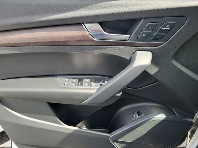 2022 Audi Q5 45 S line Premium quattro