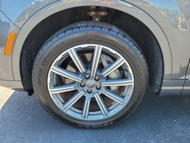 2019 Audi Q7 45 Premium Plus quattro