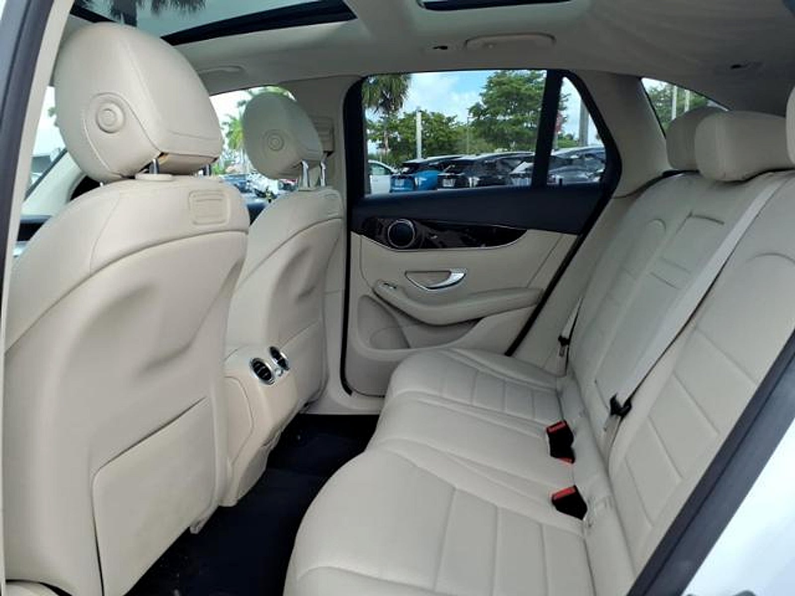 2019 Mercedes-Benz GLC 300