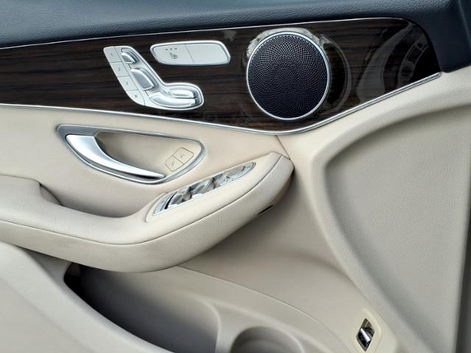 2019 Mercedes-Benz GLC 300